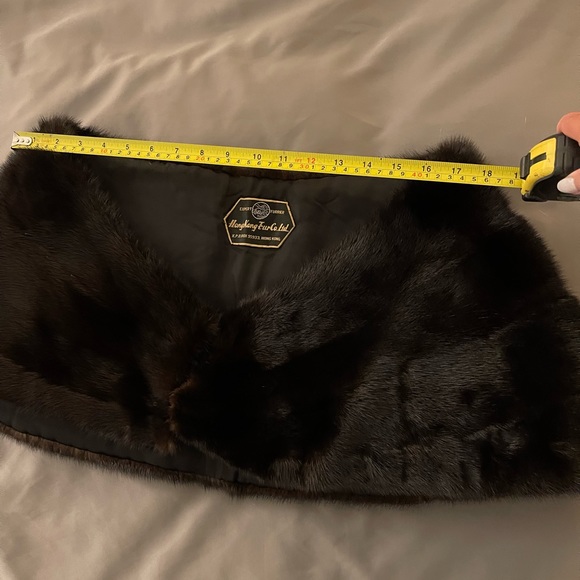High quality Mink fur wrap thick lining very soft young looking and elegant - Picture 5 of 6